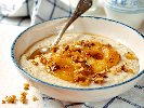 Рецепта Закуска от варени овесени ядки с прясно мляко, орехи, мед и канела